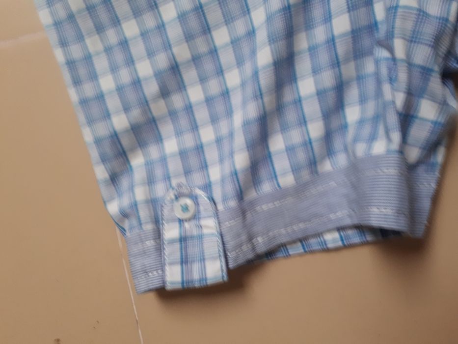 Camisa znos bom estado