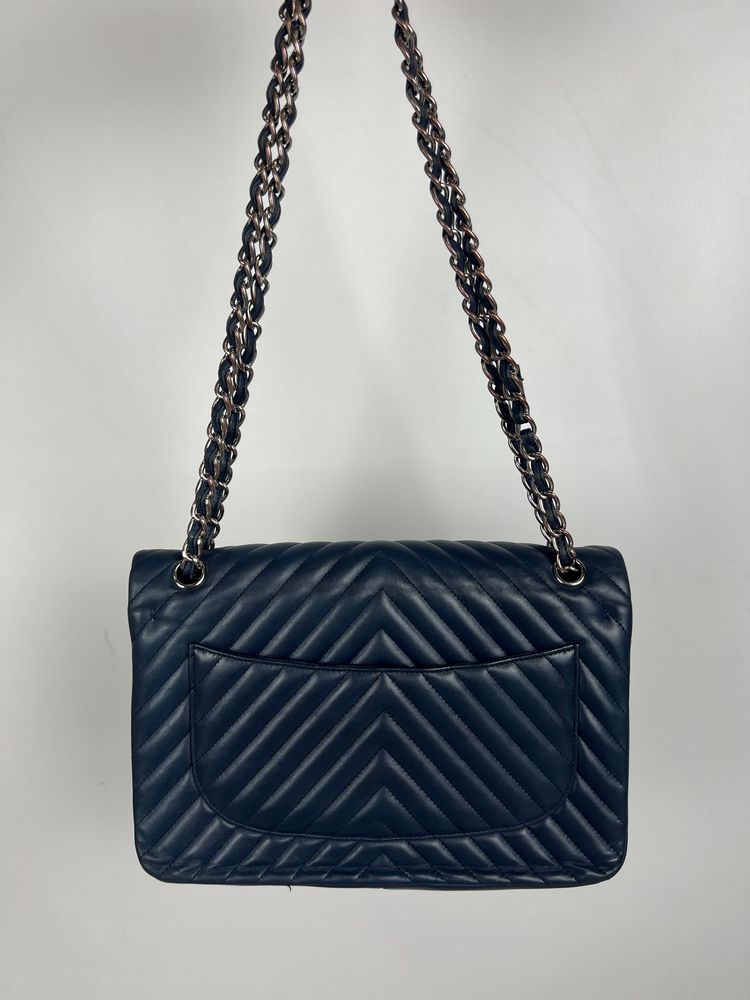 Продам сумку Chanel Jumbo classic flap bag