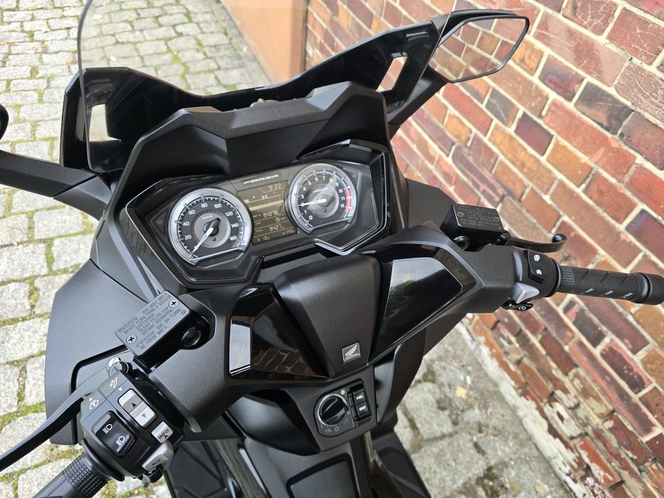 Honda NSS 125 Forza .2023r. ABS // TC // nowy model