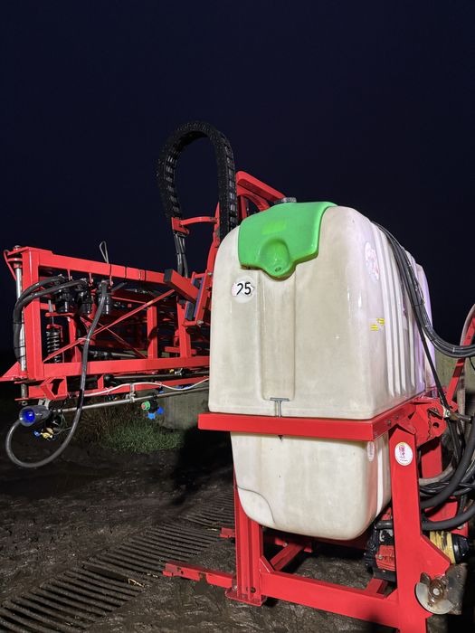 Opryskiwacz  bury perkoz