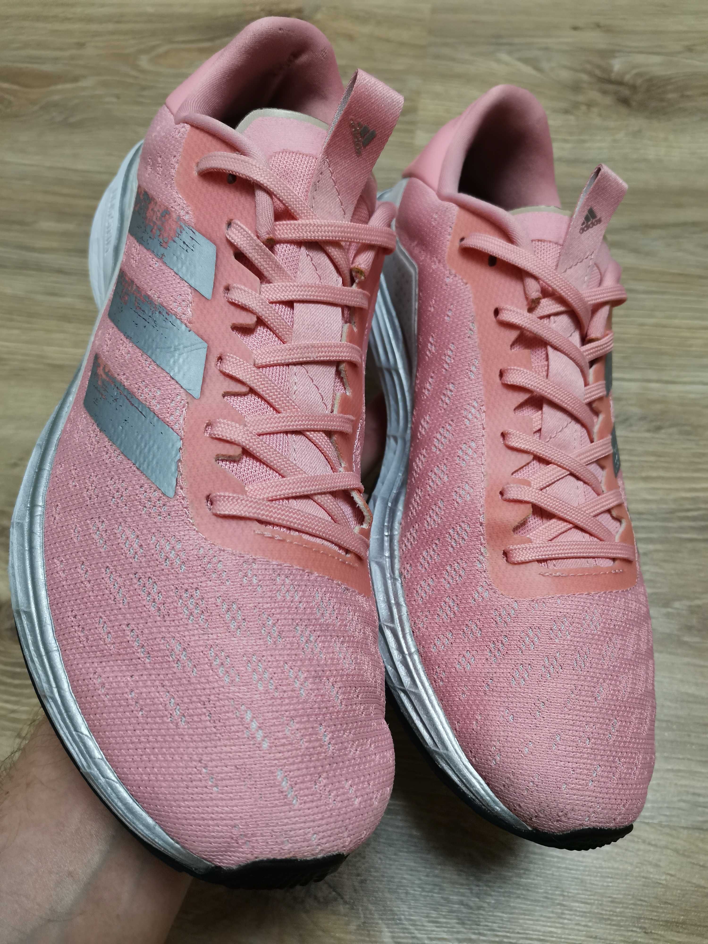 Продам кросівки Adidas Sepatu Running SL20 42 розміру.