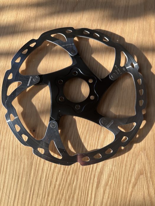 Tarcza Shimano SM-RT76-M
