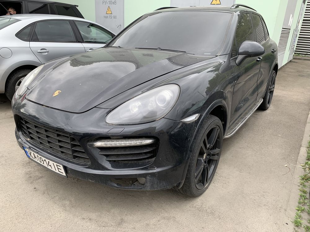 Porsche Cayenne 2011