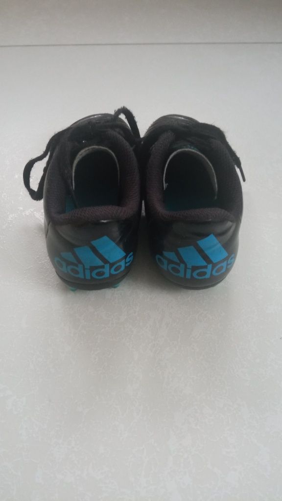 Korki adidas dziecięce