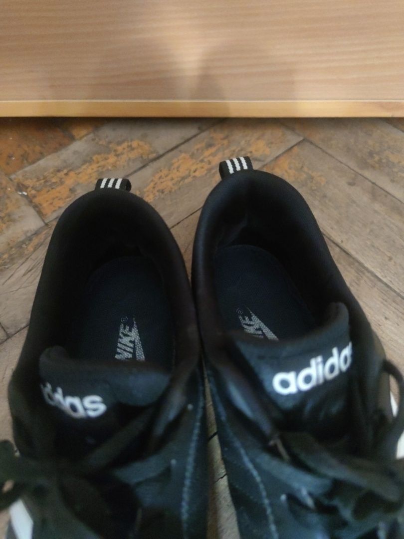 Кроссовки Adidas , оригинал .