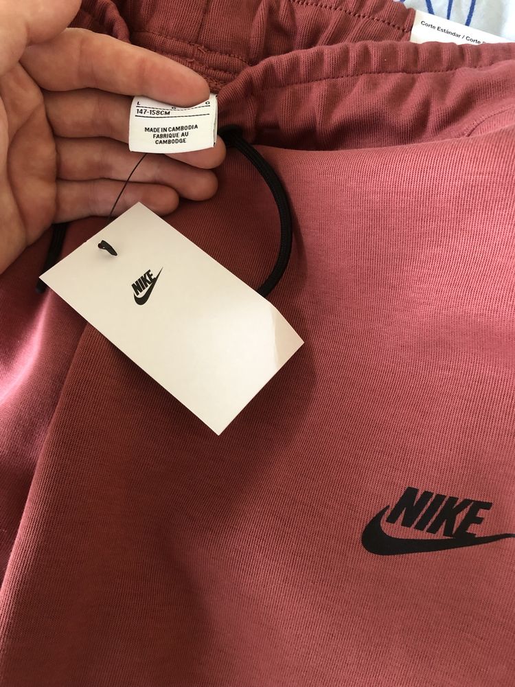 Nike Tech Fleece