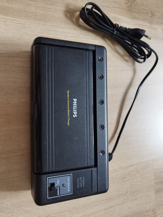 Ładowarka do akumulatorów Philips PNC 251