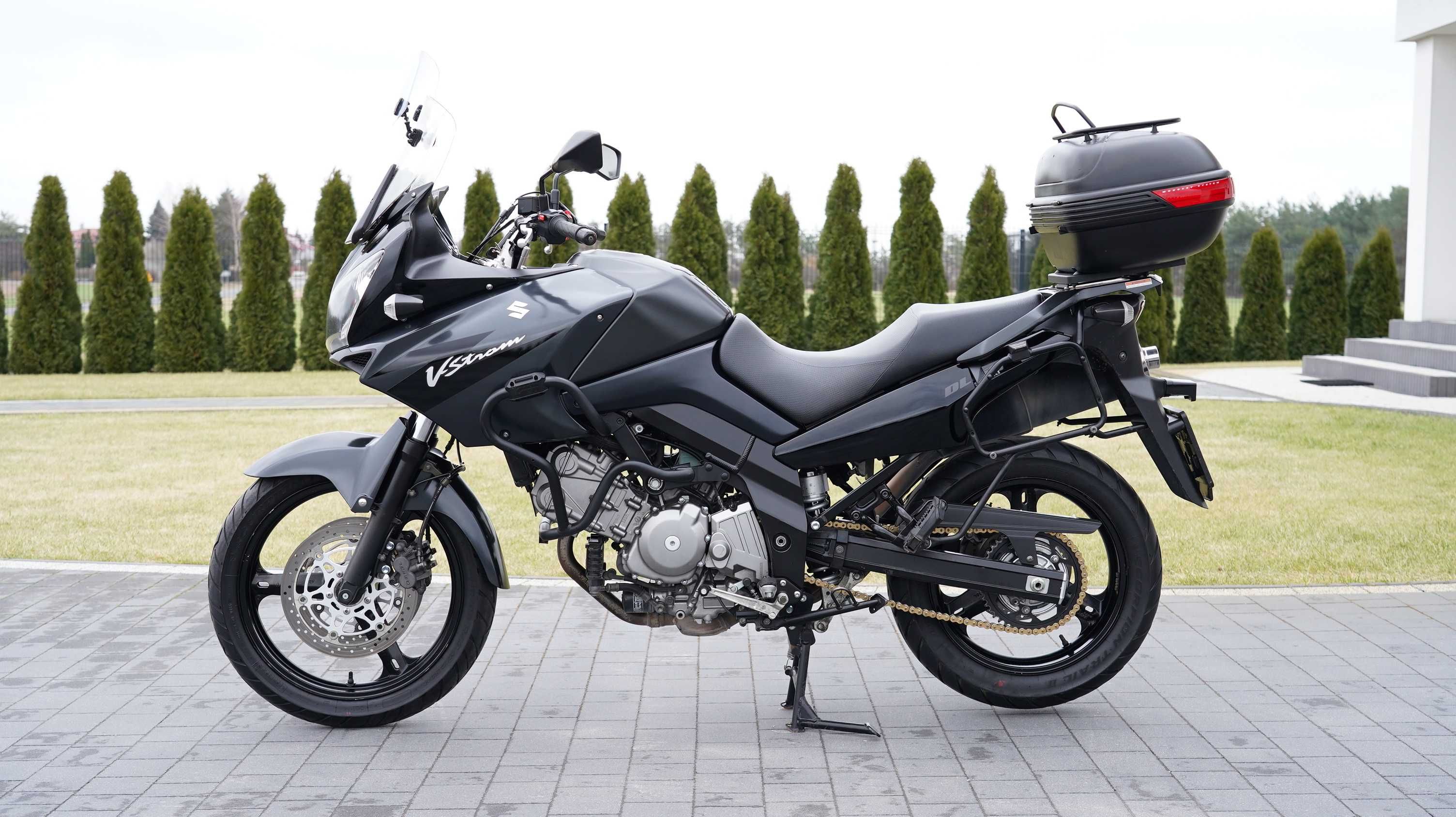 suzuki DL 650 V-strom  -- oryginał -- zadbany -- ładny