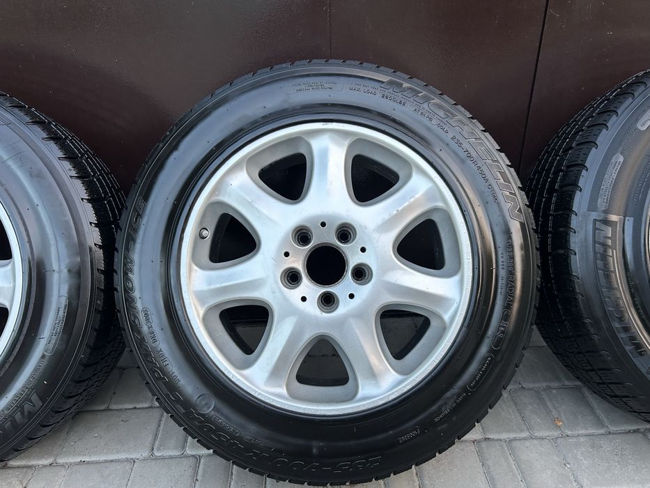 Michelin Pilot 235-700 R450AC 114H PAX System