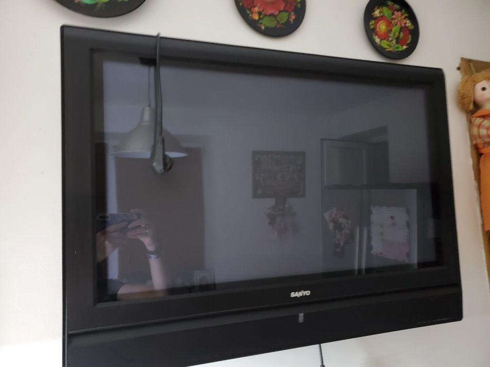 Плазмовий телевізор sanyo PDP 32XS7