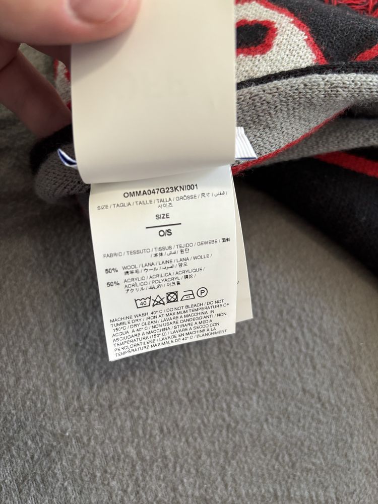Szalik Off-White x AC Milan FW23 – Oryginalny, limitowany