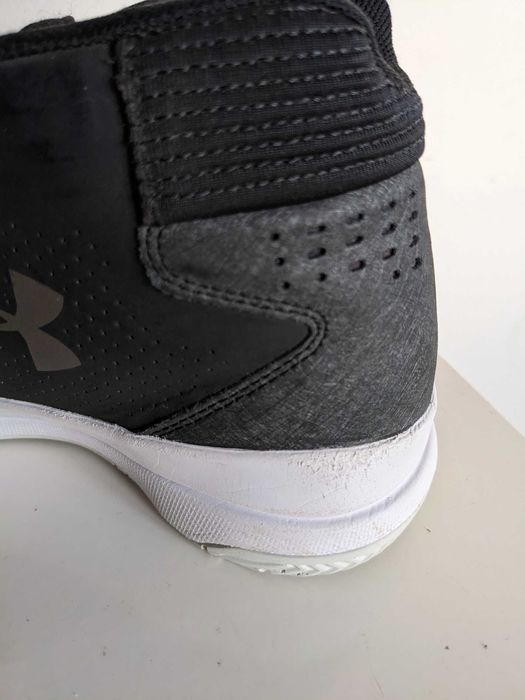Buty sportowe Under Armour Jet Mid, rozmiar 40