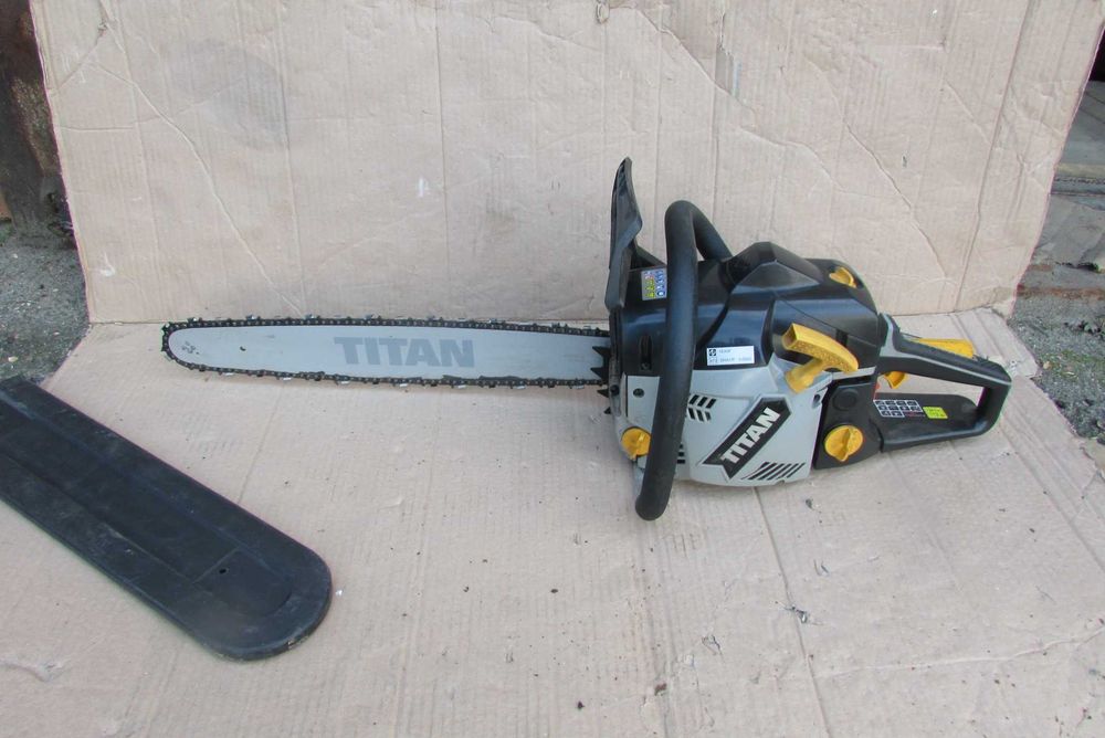 Бензопила, пила бензинова, цепная пила Titan TTL760CHN 50см. (з Англії