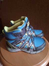 Зимові чоботи ботинки BG розмір 30 устілка 19,5см