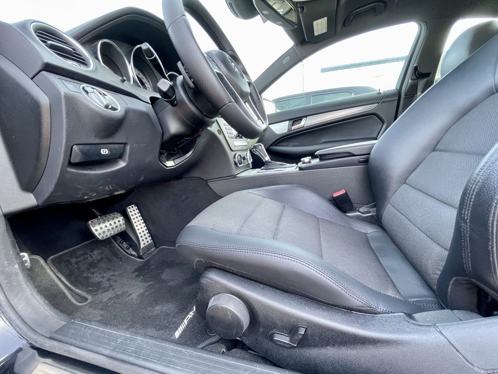 Mercedes C220 Coupe AMG