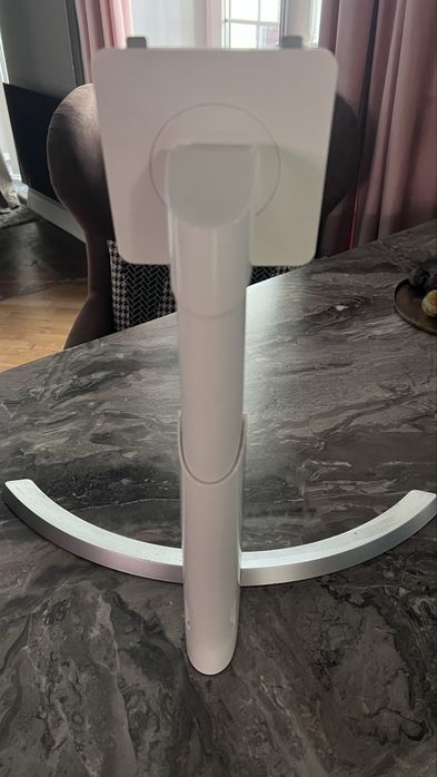 Нога крепління для монітора