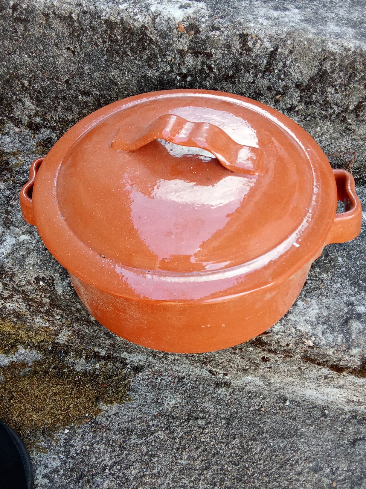 Tacho de barro. Antigo.