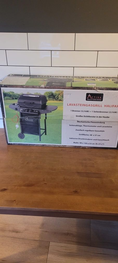 Grill gazowy z pokrywą Activia Lava HALIFAX