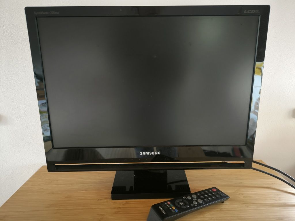 TV / monitor computador Samsung com comando, 22'