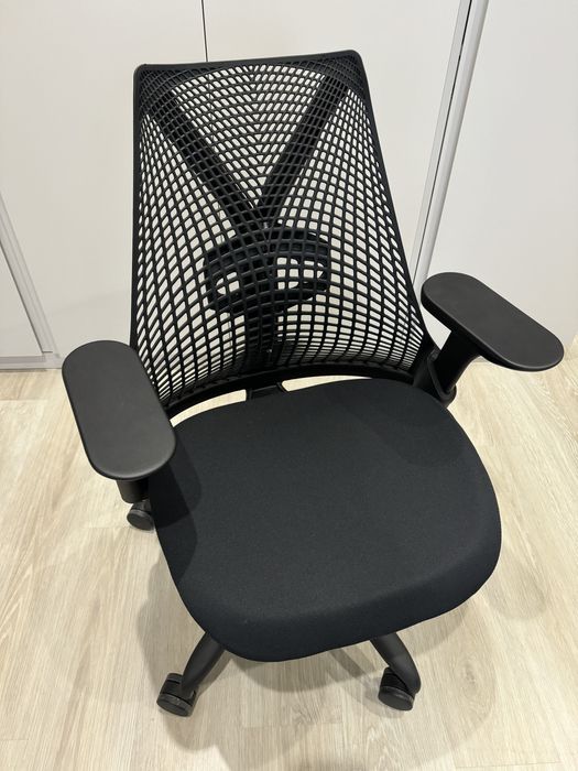 Крісло ортопедичне Herman Miller