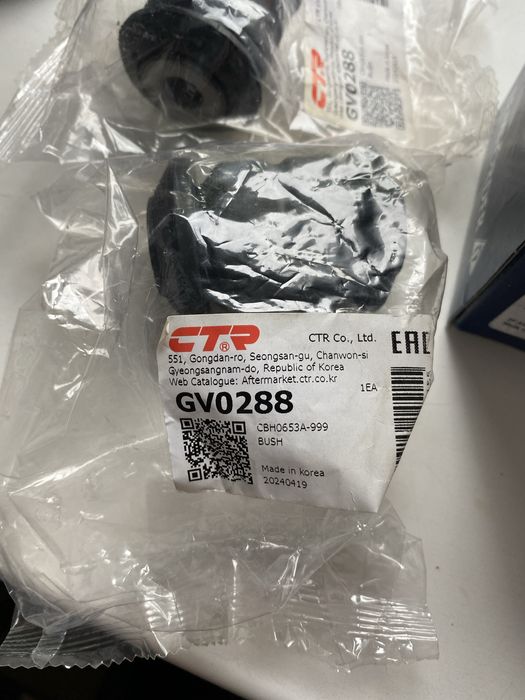 Сайлентблоки передніх ричагів