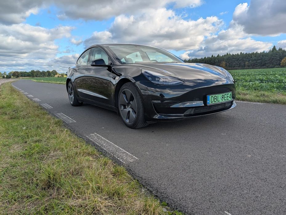Tesla Model 3 Tesla 3 Pełna faktura VAT 23% Pierwszy właściciel