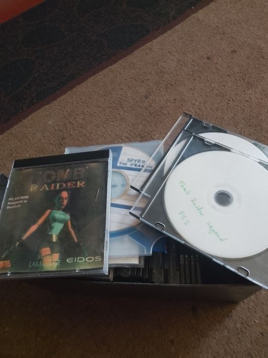 Ps2  gry tylko cały pakiet gdzieś koło 60 gier