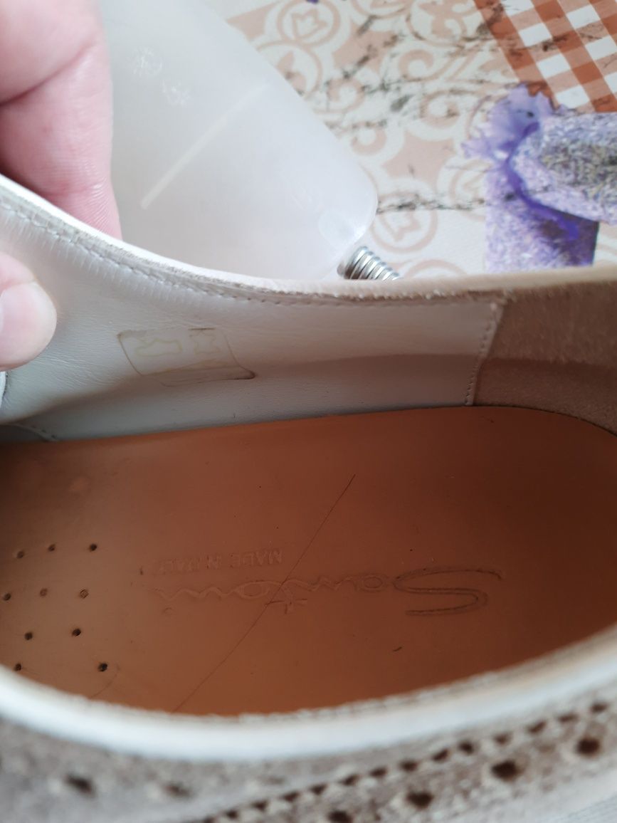 Продам туфлі Santoni