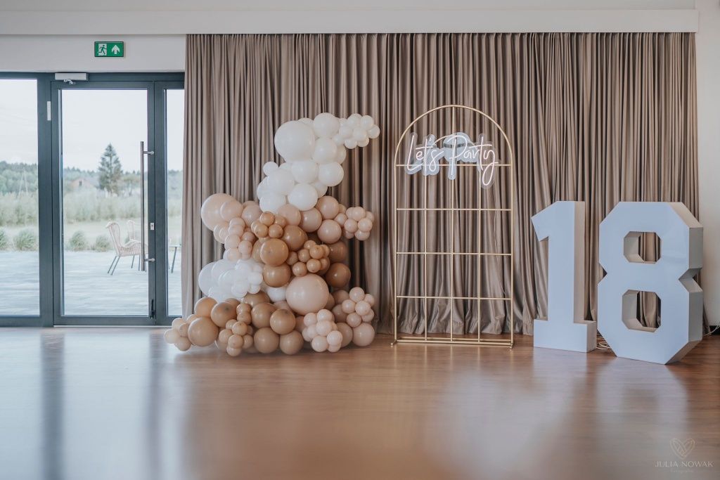 Dekoracje i atrakcje wesele Urodziny 18-tka Baby Shower Chrzest Roczek