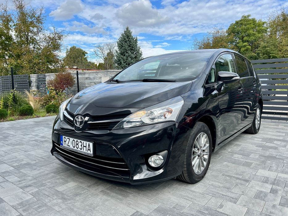 Toyota Verso 1.8 147KM Edition S