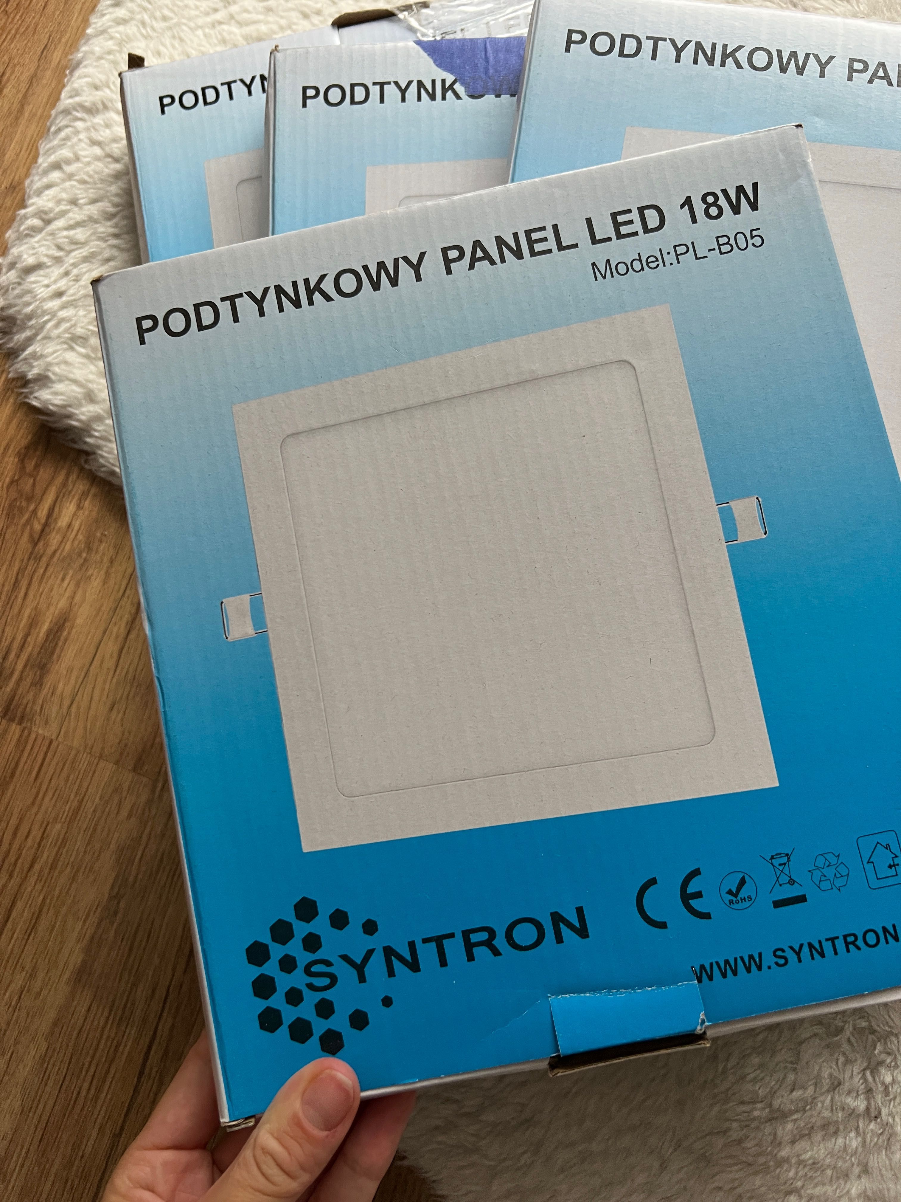 Panel LED podtynkowy kwadratowy Syntron biały 18W 4 sztuki