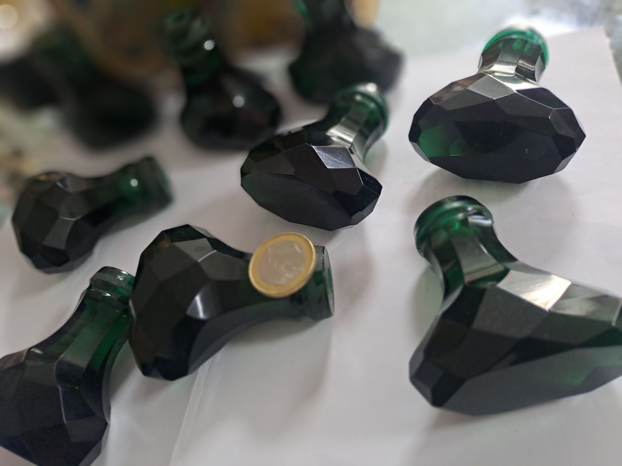 Puxadores porta em vidro verde