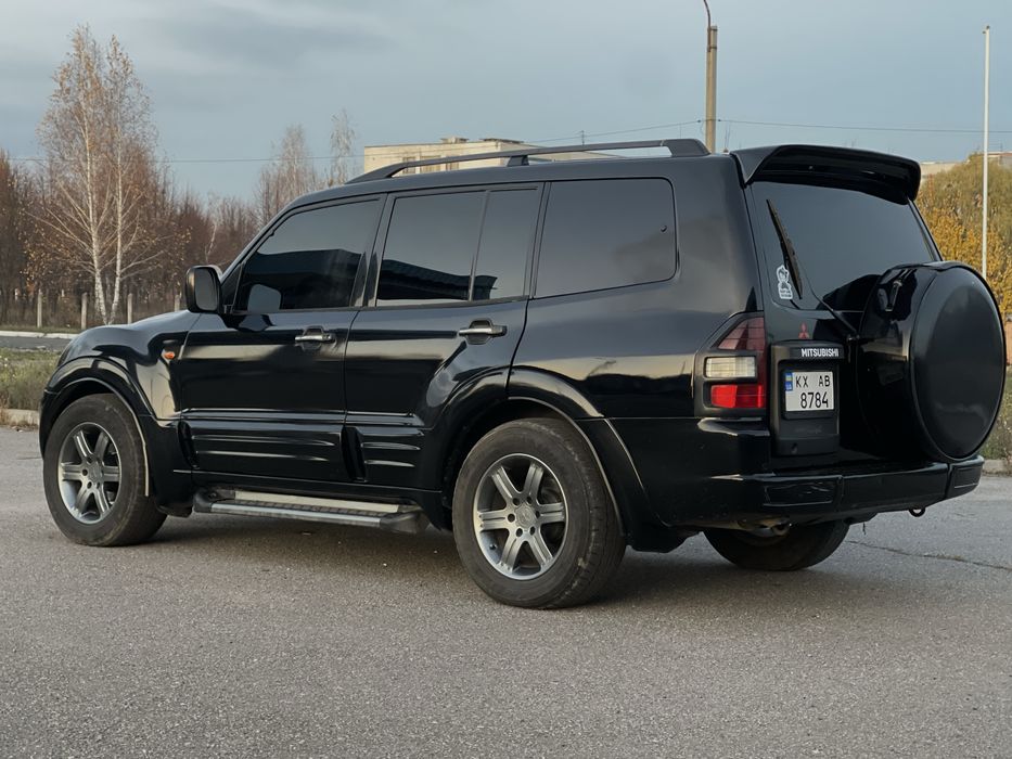 Продам MITSUBISHI  Pajero Wagon 2003