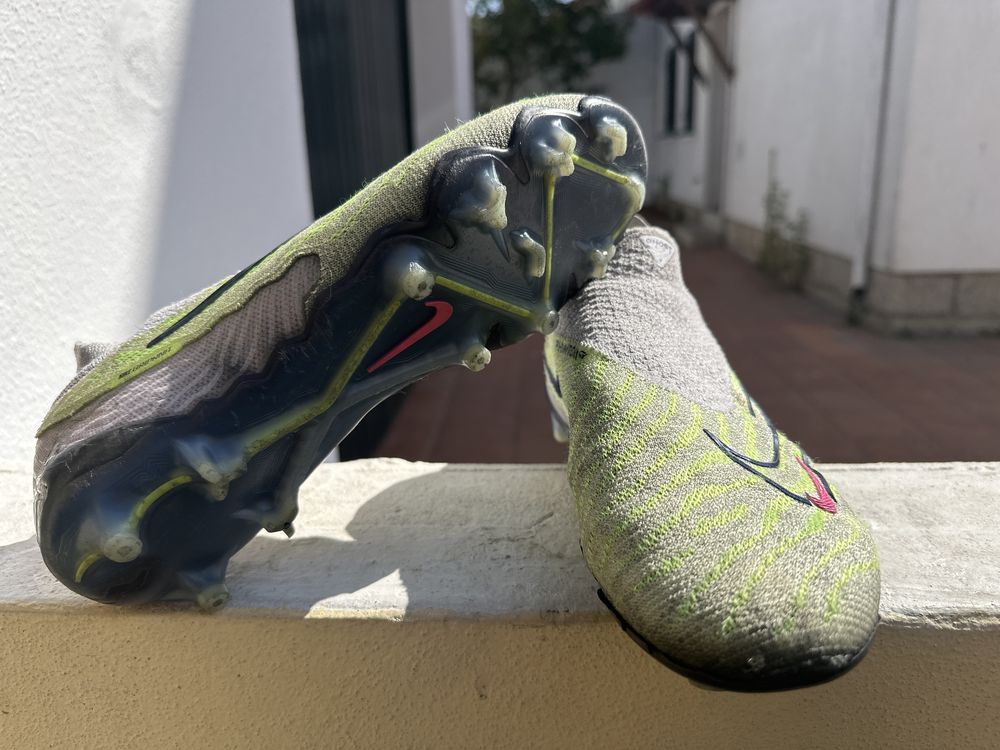 Chuteira nike phantom
