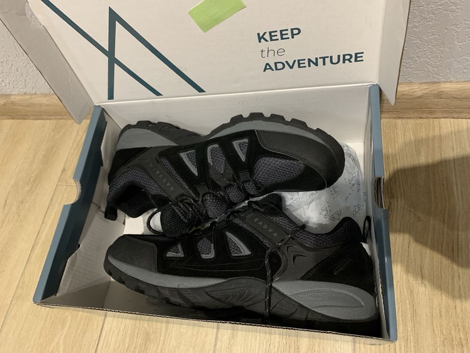 Кросівки термо Kadva розмір 43-44