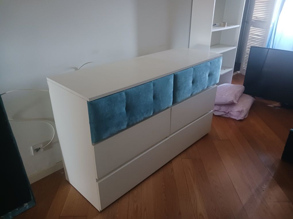 Comoda ikea semi nova