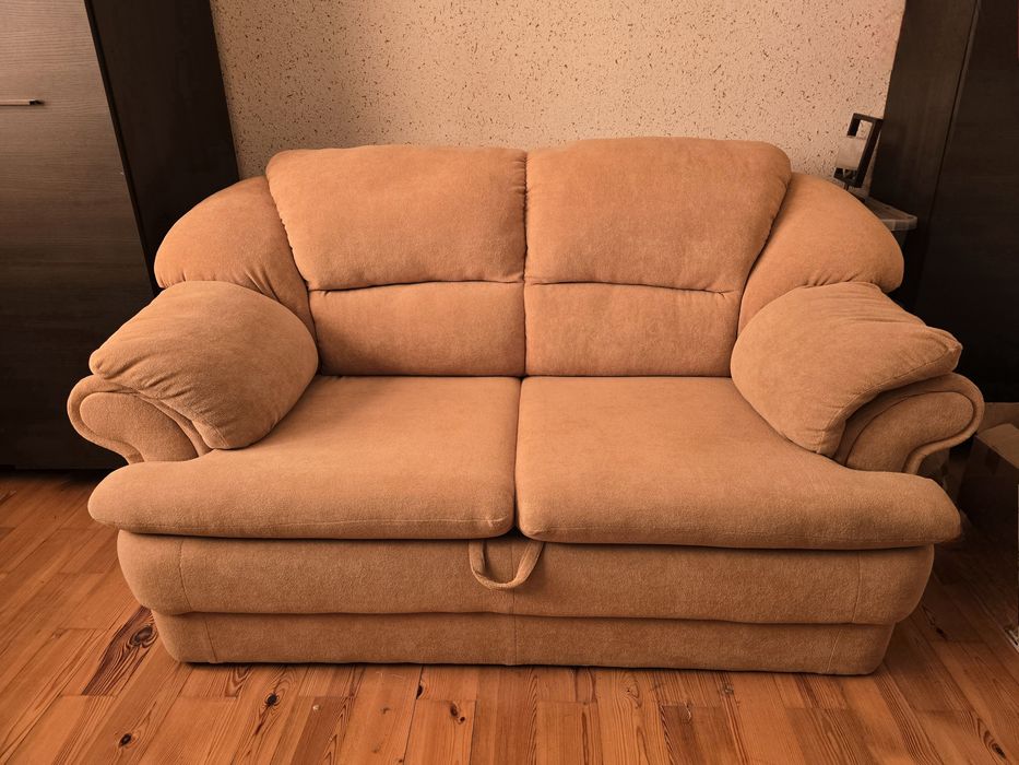 Sofa rozkładana ze schowkiem na pościel