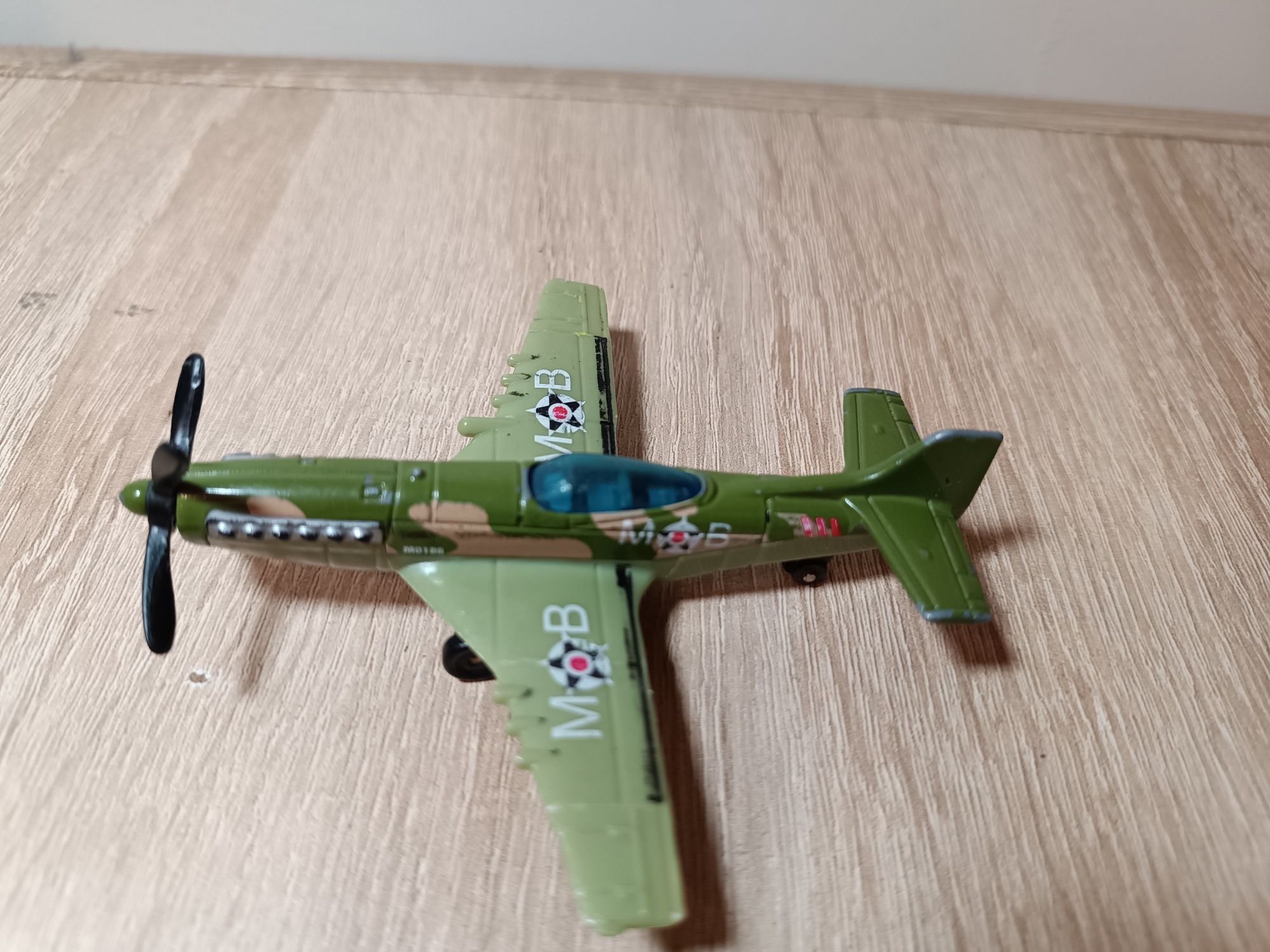samolot Matchbox z serii Skybusters stunt plane 2007