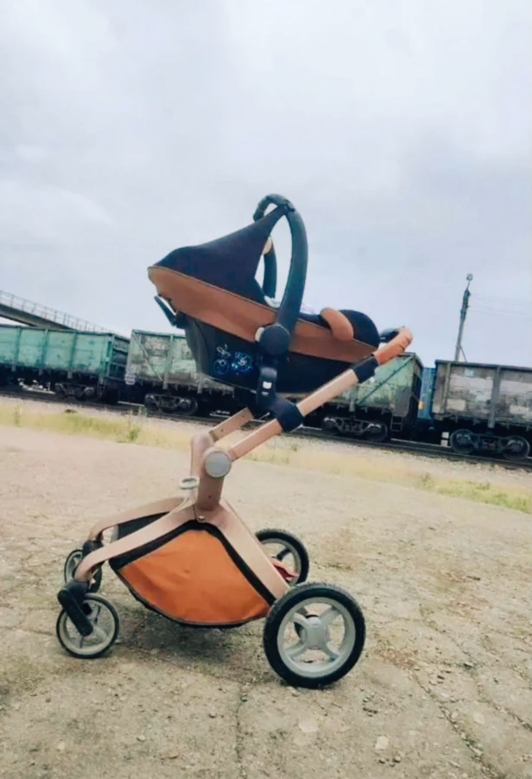Продам колясочку