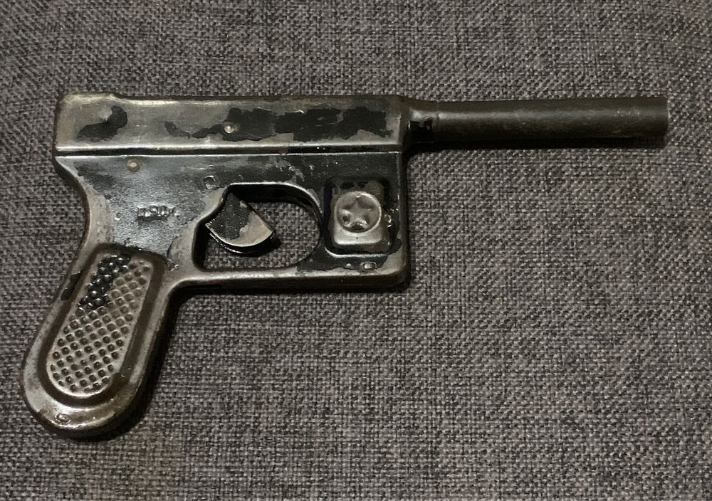 Пистолет под пистоны СССР