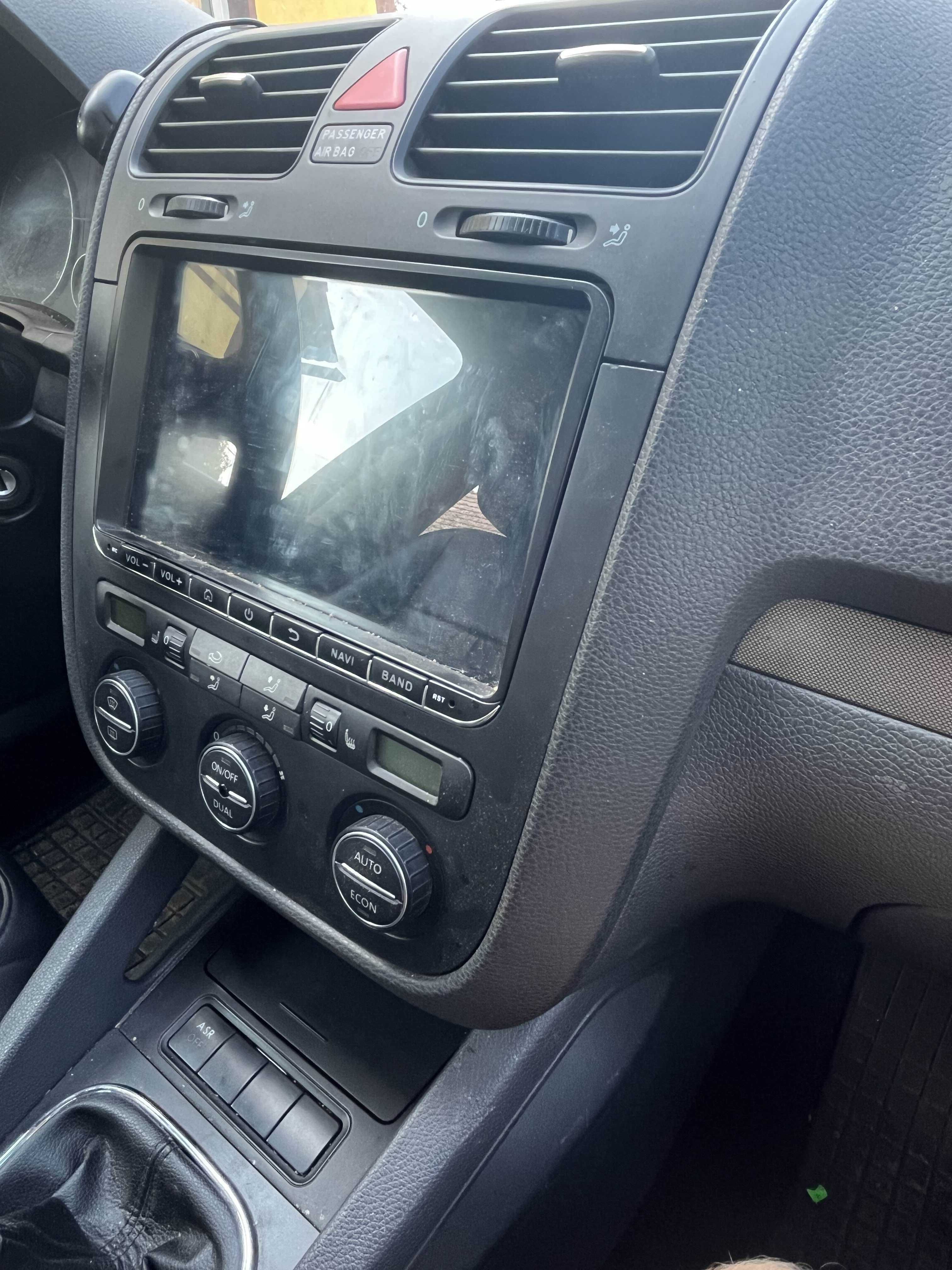 Golf 5 1.9 tdi 4x elektryczne szyby, skóry, klimatronik