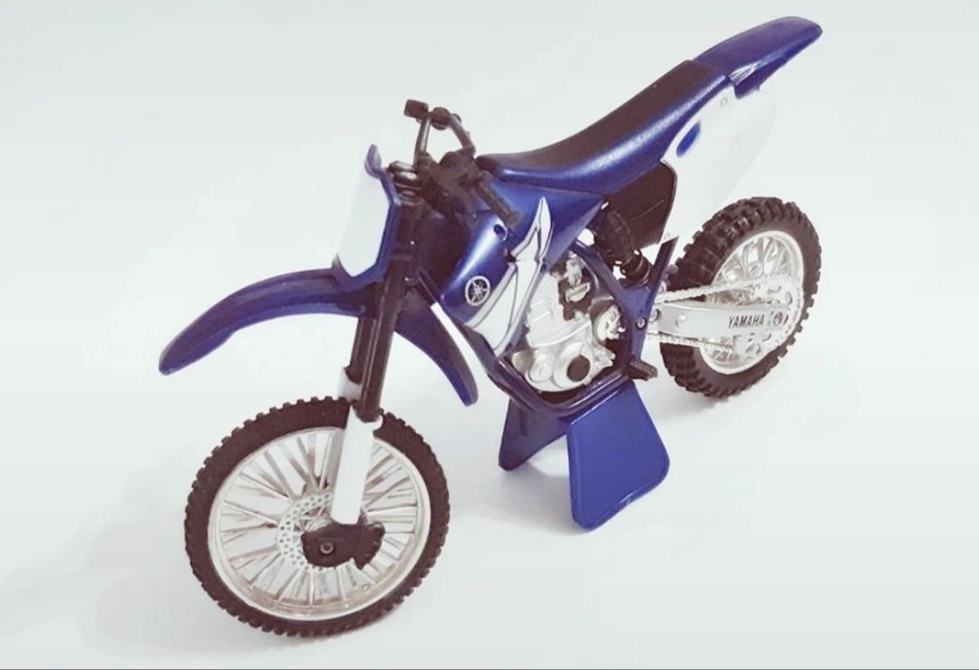 Model moto bike Yamaha YZ 426F 1:12
