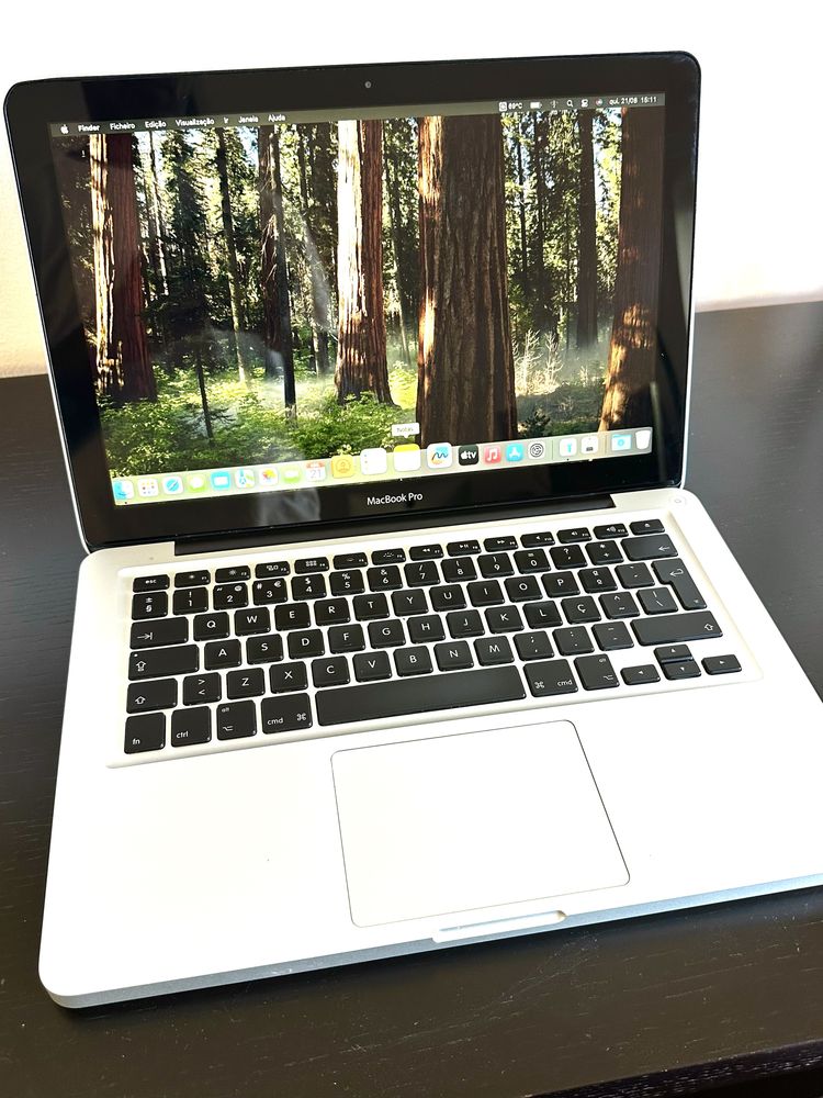 Apple Macbook Pro Core i7 2,8GHz 8GB Ram - OS X Sequoia 15.6.1