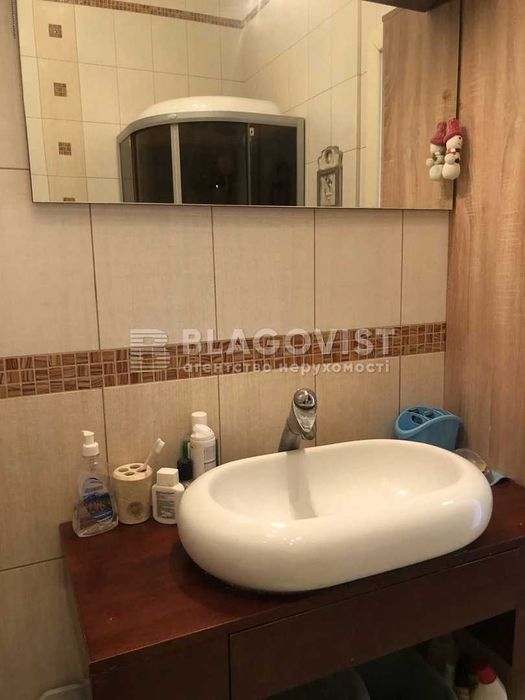 Продаж 2 кв Костьольна 7 Шевченковский р-н м Майдан Незалежності