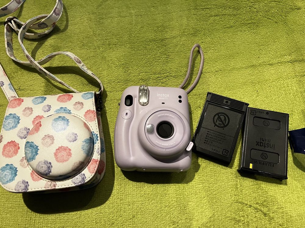 Instax mini 11 zestaw etui i dwa wkłady do zdjęć