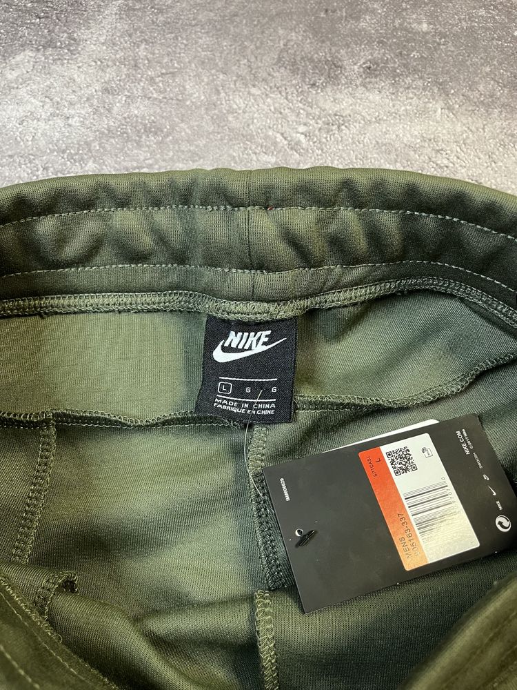 Штани Nike Tech Fleece