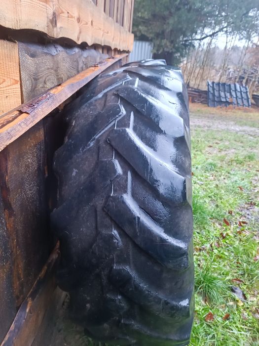 Opony  480/80/26 good year