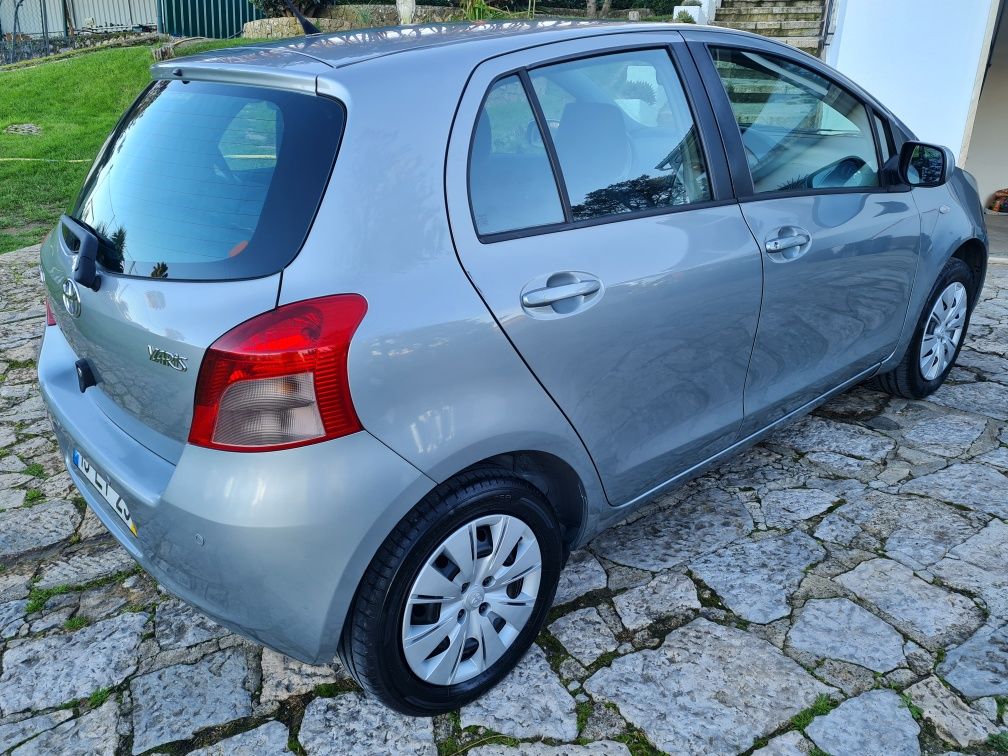 Toyota yaris gasolina