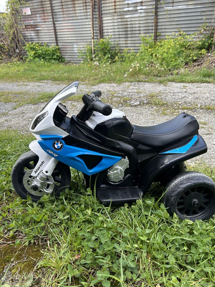 Motor S1000 RR Mini na akumulator dla dzieci Czarny + 3 koła