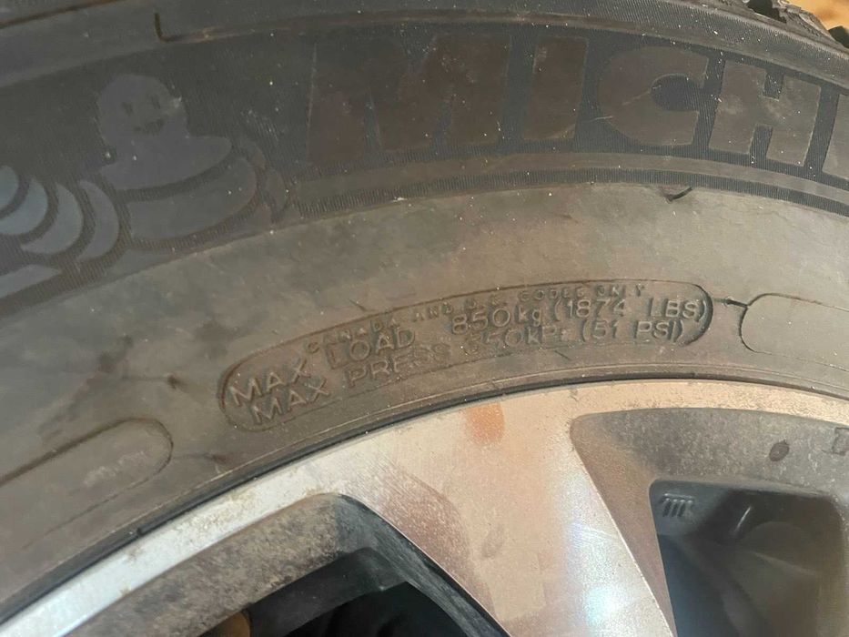 шини michelin x-ice north latitude 225/65 r17 102T studded